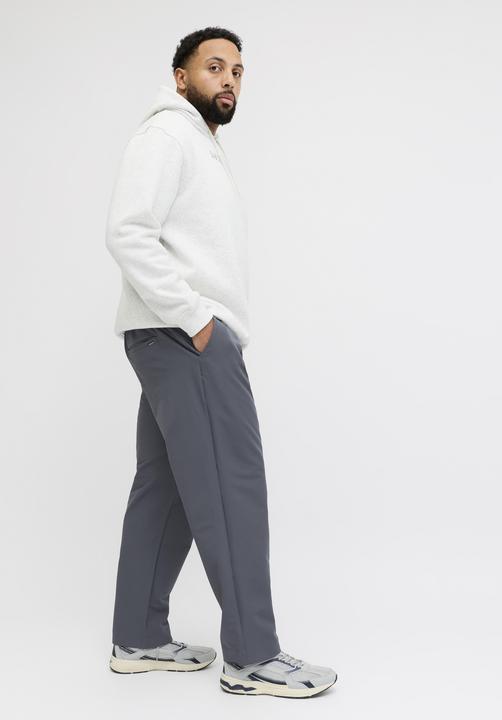 Actual product image Jack & Jones Plus Size Relaxed Fit Jogginghose Jogginghose (46, W46/L34)