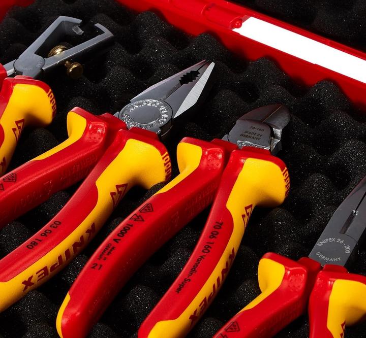 Productafbeelding Knipex Gereedschapskist "RED" Elektrisch Set 1 00 20 15 (275 mm)
