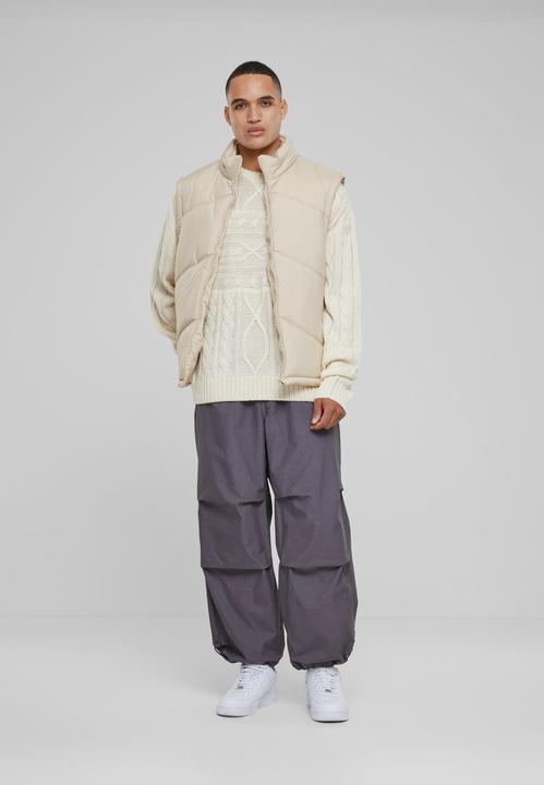Actual product image Urban Classics Arrow Puffer Vest (L)