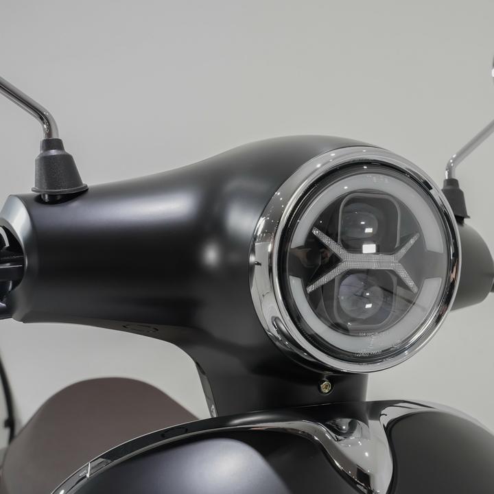 Actual product image ecoro Syra 90SX (95 km/h, 5500 W)