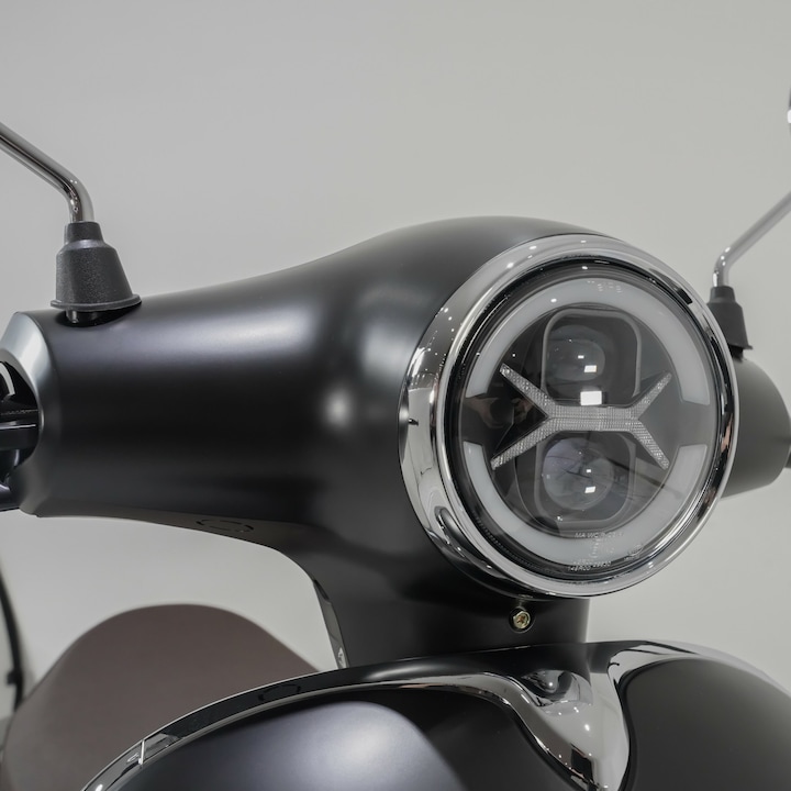 Actual product image ecoro Syra 90SX (95 km/h, 5500 W)