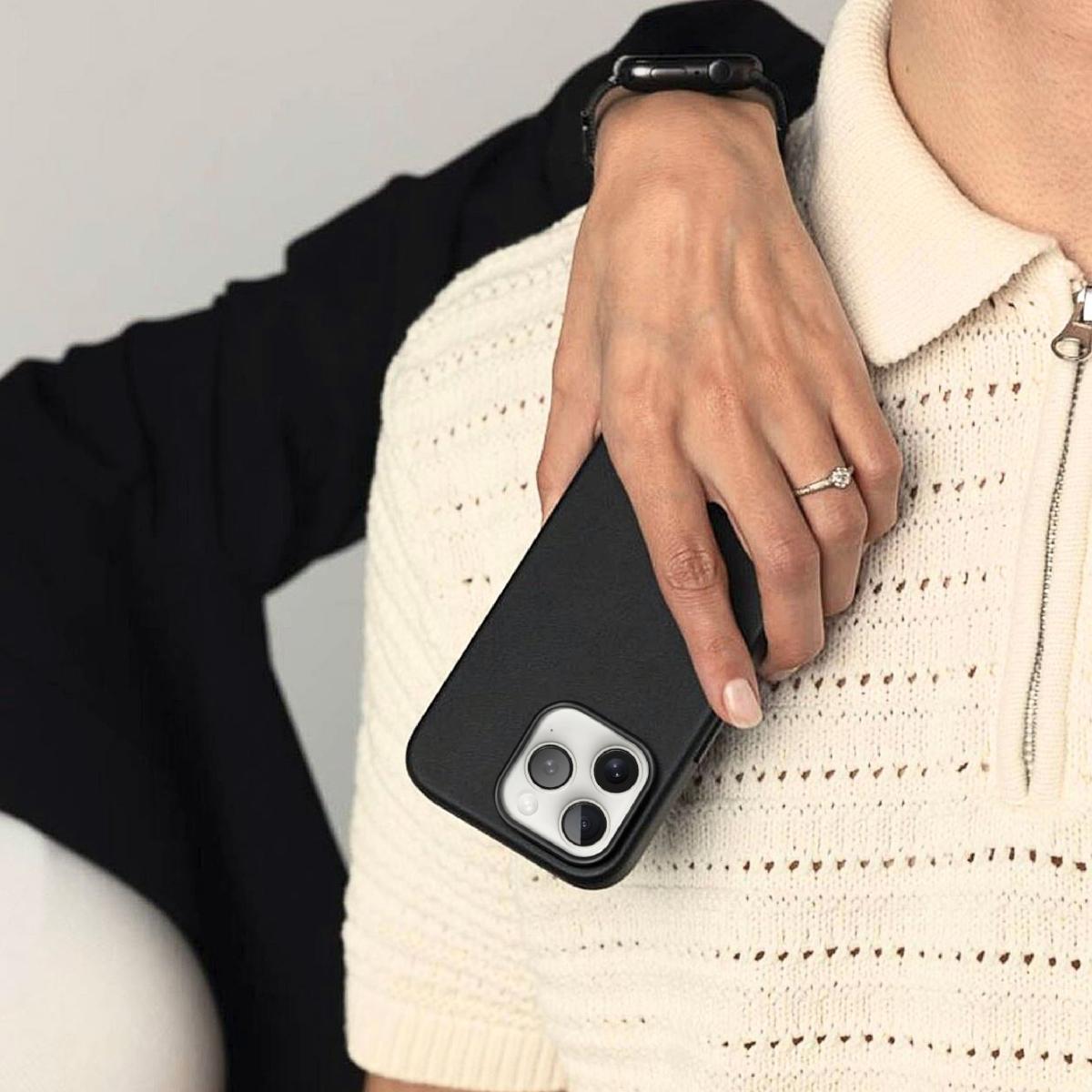 Thumbnail - Vonmählen Like Leather Case (Apple iPhone 16 Pro), Smartphone Hülle, Schwarz