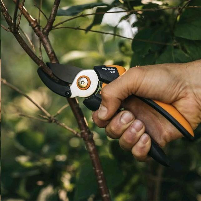 Actual product image Fiskars Solid L Anvil P361