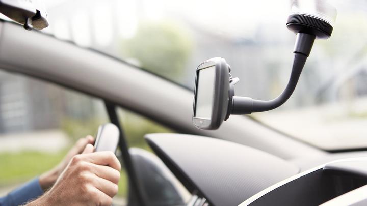 Produktbild TomTom Windschutzscheibenhalterung START, VIA, GO