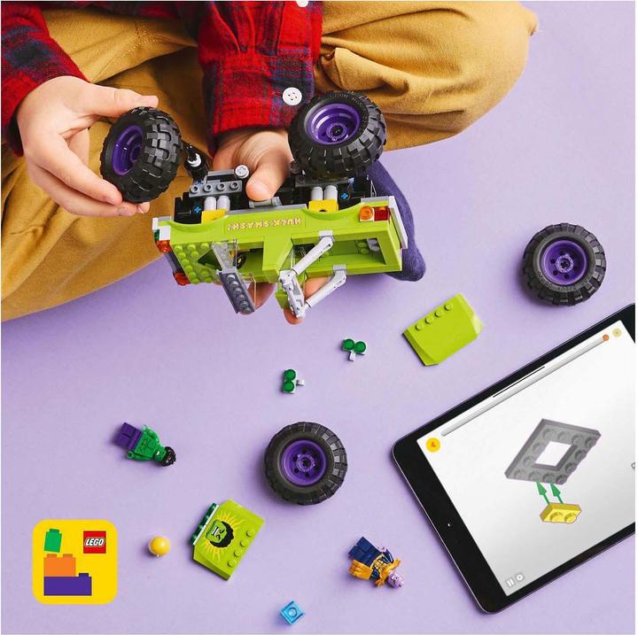 Actual product image LEGO Hulk truck vs. Thanos (76312, LEGO Super Mario)