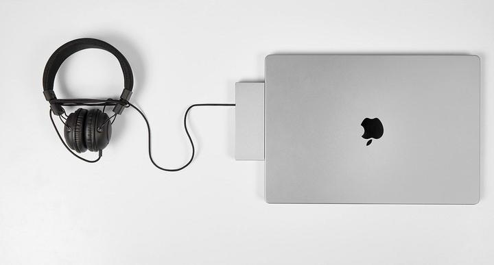 Actual product image LMP Compact 2 (USB-C, 6 Ports)