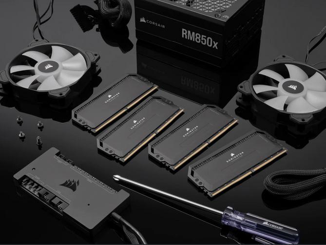 Produktbild Corsair Dominator Platinum (2 x 32GB, 6000 MHz, DDR5-RAM, DIMM)