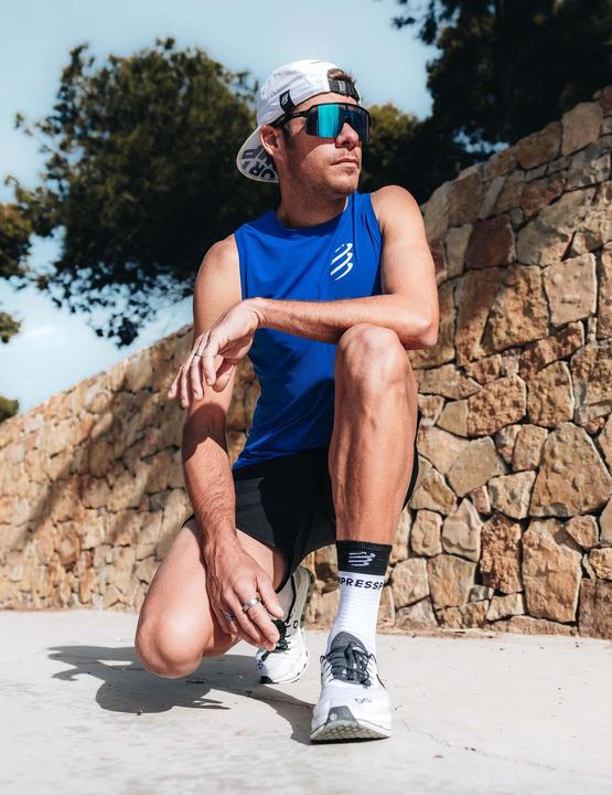 Actual product image Compressport Pro Racing Singlet M (L)