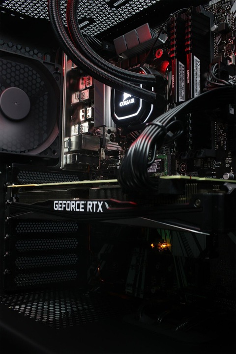 Produktbild Mifcom Savage RTX2080 (Intel Core i7-9700K, 16 GB, 500 GB, GeForce RTX 2080)