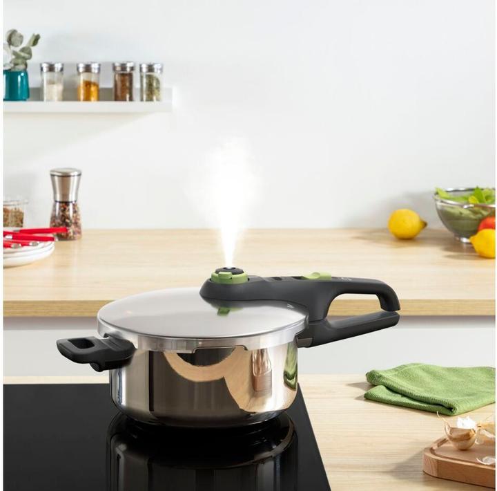 Actual product image Tefal Secure Trendy Pressure Cooker 4 l without basket moringa green (22 cm, Steam cooker, Stainless steel)