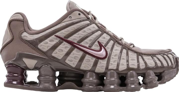 Notte marrone, Pomice