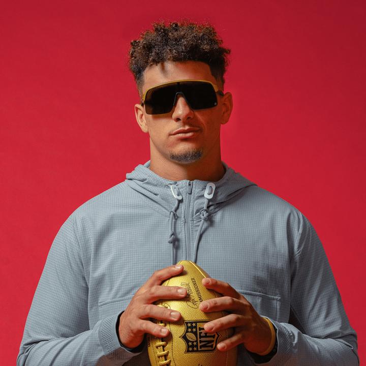 Produktbild Oakley Sutro Lite Fahrradbrille (Olympic Gold, Prizm Black)