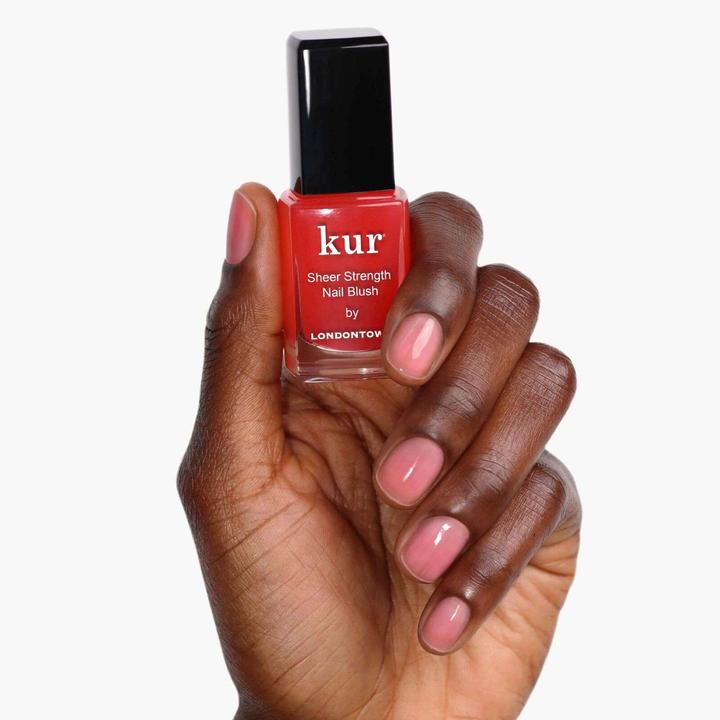Produktbild Londontown Nail Blush Poppy (Erdbeerrot, Gel-Effekt Nagellack)