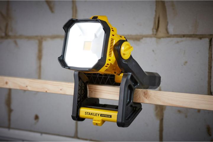 Actual product image Stanley V20 / 18Li LED construction spotlight without rechargeable battery (1850 lm)
