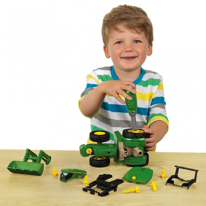 Actual product image Theo Klein Transporter with tractor John