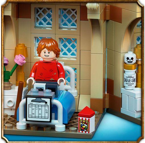 Produktbild LEGO Hogwarts Krankenflügel (76398, LEGO Harry Potter)