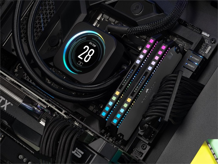 Actual product image Corsair Dominator Platinum RGB (2 x 32GB, 5600 MHz, DDR5 RAM, DIMM)
