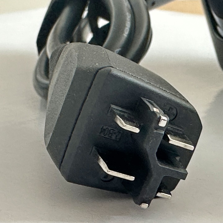 Immagine prodotto Bosch eBike Ampere BPC3400 (400 Wh, Caricabatterie per biciclette elettriche)