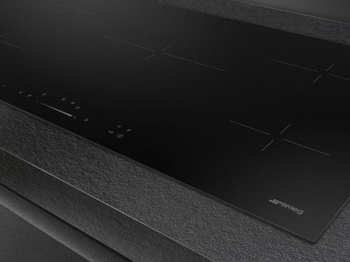 Actual product image Smeg Kookplaat Elektrisch Se495etd (90 cm, Glass ceramic hob)