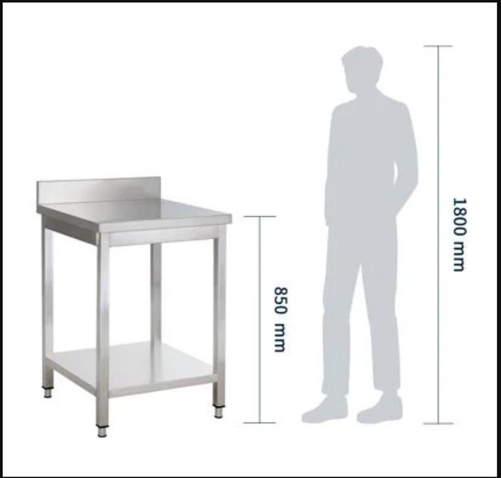 Image du produit Gastro Hero Table de travail en acier inoxydable Basic avec fond de base et rebord