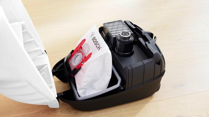 Actual product image Bosch Hausgeräte Series 6 BGB6SIL1