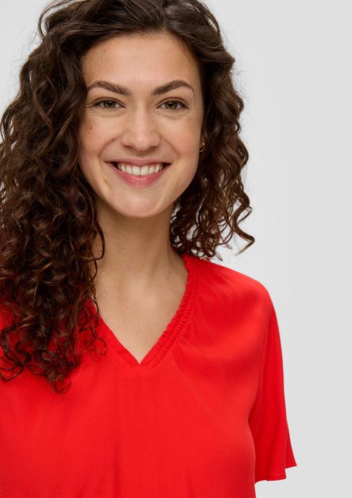 Immagine prodotto s.Oliver Bluse Viskosebluse mit V-Ausschnitt im Relaxed Fit (34)