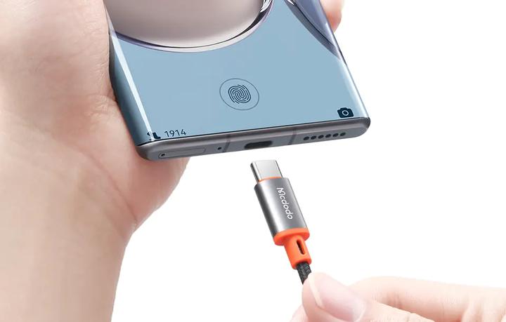 Actual product image Mcdodo Lightning - 3.5mm jack (1.20 m, AUX cable)