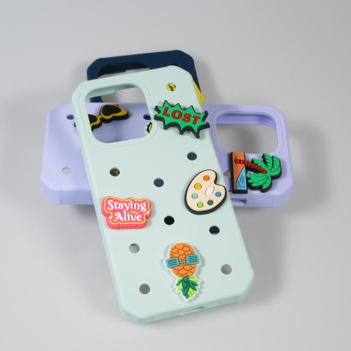 Produktbild PhoneLook Trendige Aufsteck-Sticker 3D für Silikonhülle mit Löcher Be Live Rainbow