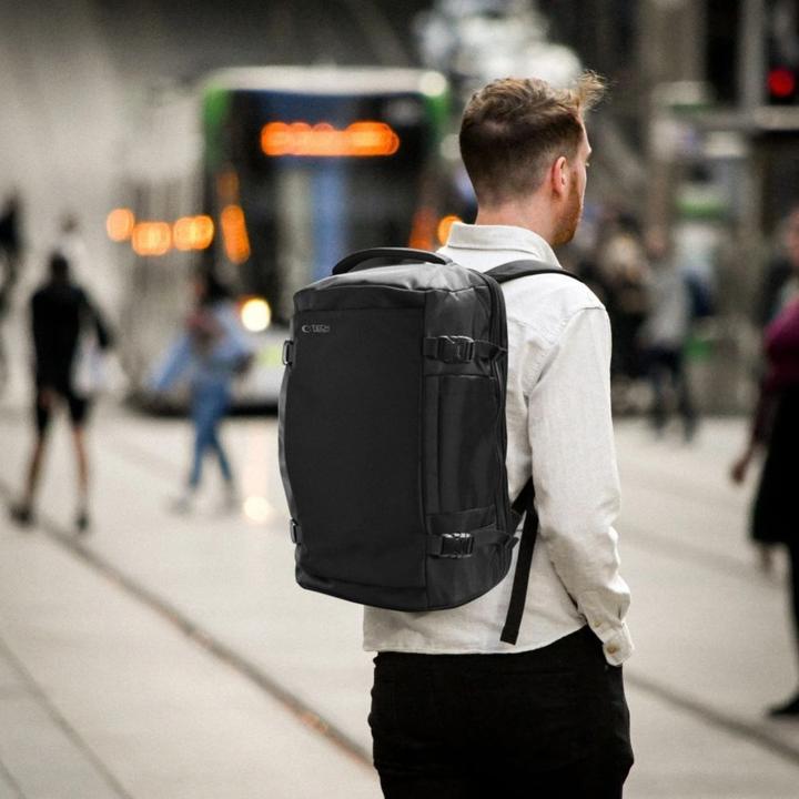 Actual product image Tech-Protect Defender S40 Rucksack für Ryanair & Wizzar, 20 l Laptop, Schwarz (20 l)
