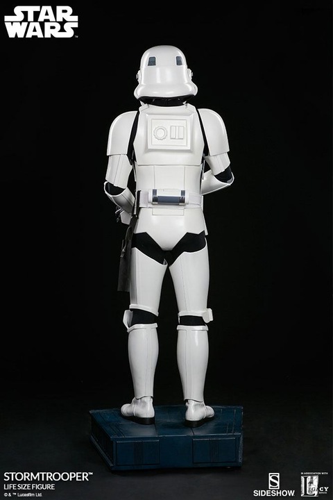 Actual product image Sideshow Star Wars Life-Size Statue Stormtrooper 198 cm