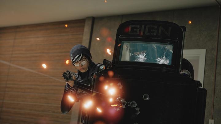 Actual product image Ubisoft Tom Clancy's Rainbow Six Siege PS4 (PS4, EN)