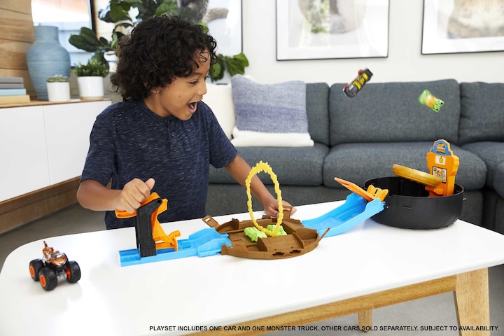 Actual product image Hot Wheels Monster Trucks Stunt Tire Play Set