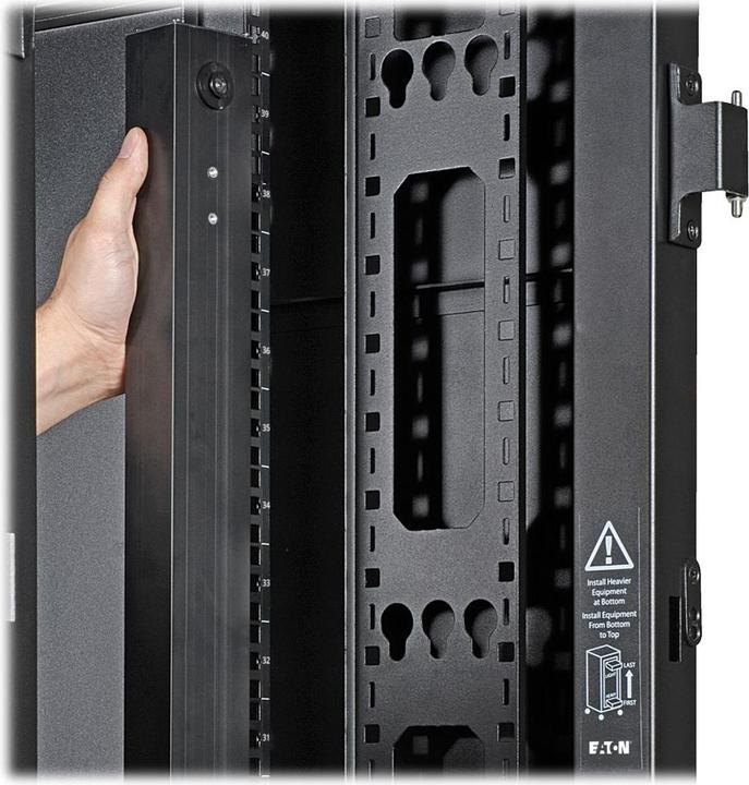 Produktbild Eaton Tripp Lite Series 3.2-3.8kW Single-Phase Switched PDU with LX Platform Interface, 200-240V Outlets