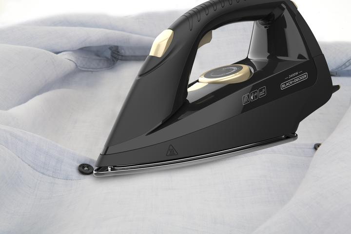 Actual product image Black & Decker Steam Ironing Station Black+Decker BXSS2400E (2400W) (2400 W, 130 g/min)