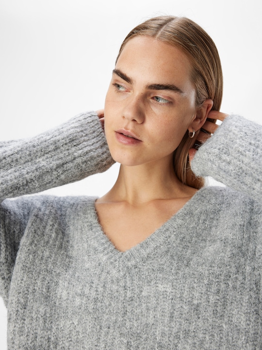 Actual product image Object V-neck knit jumper (L)
