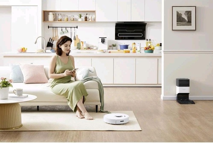 Actual product image Roborock Q7 Max+ (Vacuum mopping robot)