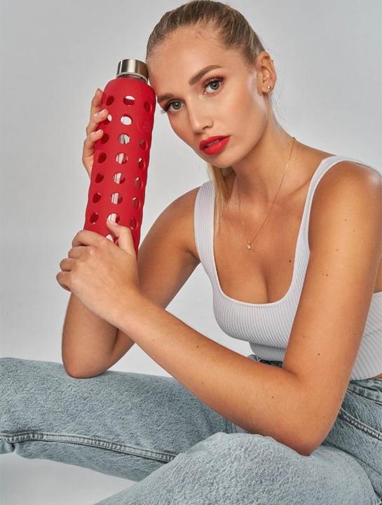 Produktbild Spottle Glasflasche mit Silikonhülle von rot 1Liter (1 l)