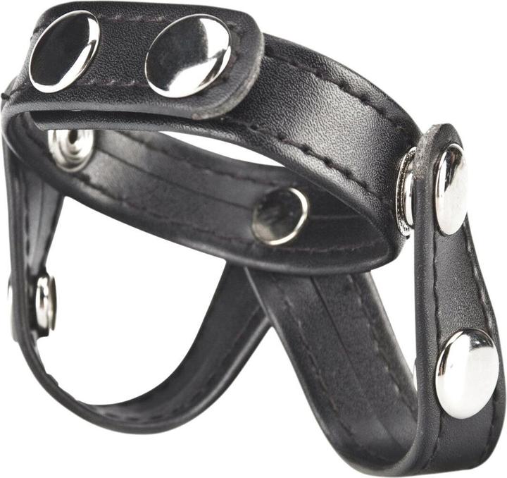 Blue Line C&B GEAR V-Style Cockring met Balverdeling