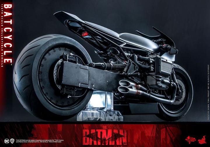 Actual product image Hot Toys The Batman Véhicule Movie Masterpiece 1/6 Batcycle 42 cm