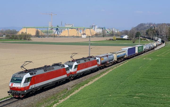 Immagine prodotto Annuario Locomotive 2024 (Tedesco, 2023)