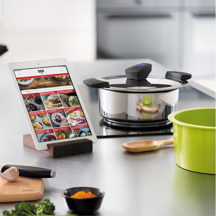 Actual product image Kuhn Rikon HOTPAN® COMFORT serving casserole green 2.0 L · Ø 18 cm (Pot, Stainless steel, 18 x 14.50 cm)