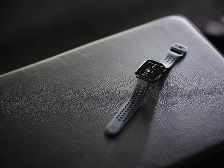 Produktbild Amazfit Bip 6 (46.30 mm)