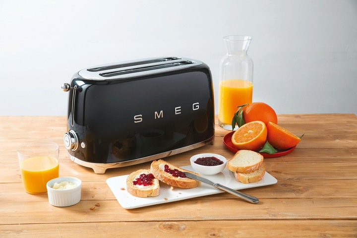 Actual product image Smeg 50's Style Long