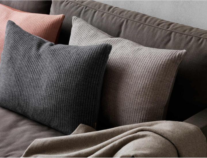 Actual product image Fritz Hansen Throw wool blanket (120 x 190 cm)