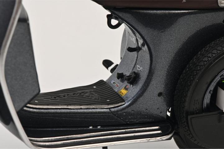 Actual product image Solido 1:18 Porsche RWB HEKIGYOKU