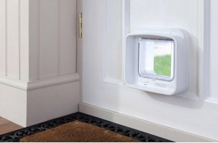 Produktbild SureFlap Dual Scan Katzentüre (Mikrochip Katzenklappe)