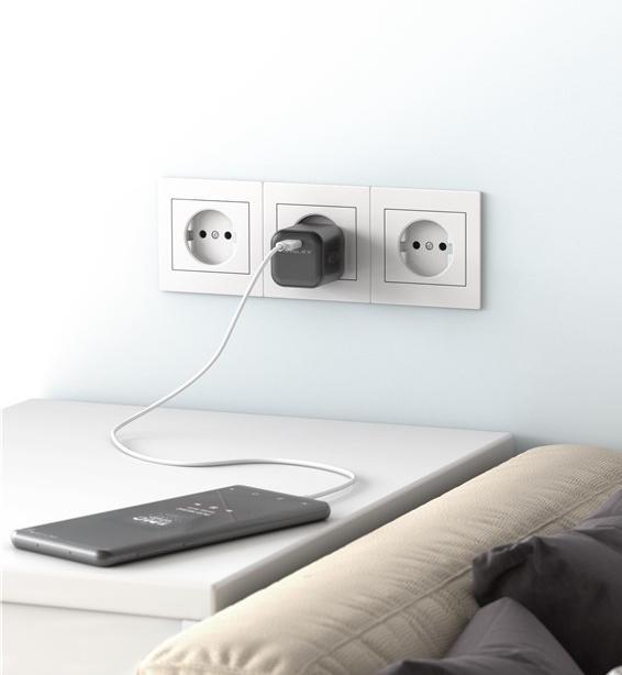 Actual product image Goobay USB C Nano Quick Charger with GaN technology (45 W)