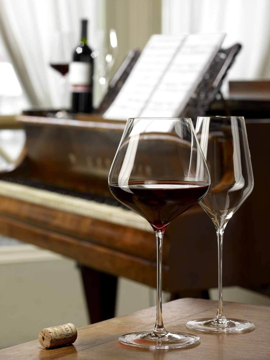 Produktbild Stölzle Burgundergläser Grand Cru mundgeblasen Q1 (96 cl, 6 Gläser, Rotweingläser)