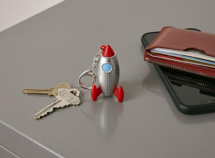 Actual product image Kikkerland Rocket Keychain (KRL79-EU)
