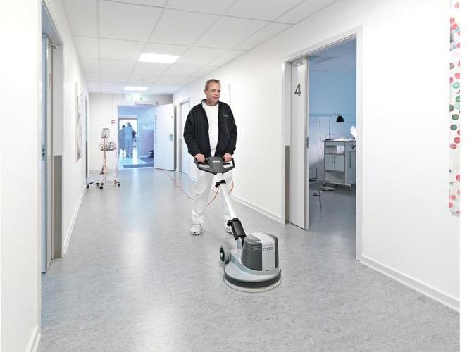 Actual product image Nilfisk FM400 L